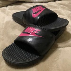 Women’s Nike slides